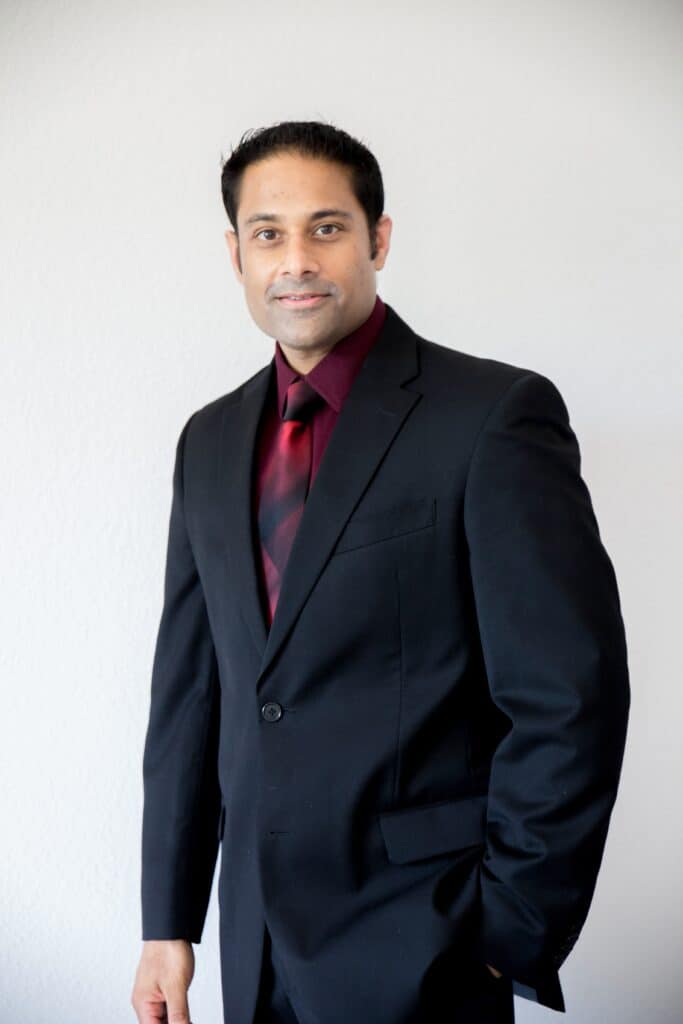 Anil Kesani MD spine surgeon, alternatives to spinal fusion procedures, disc replacement